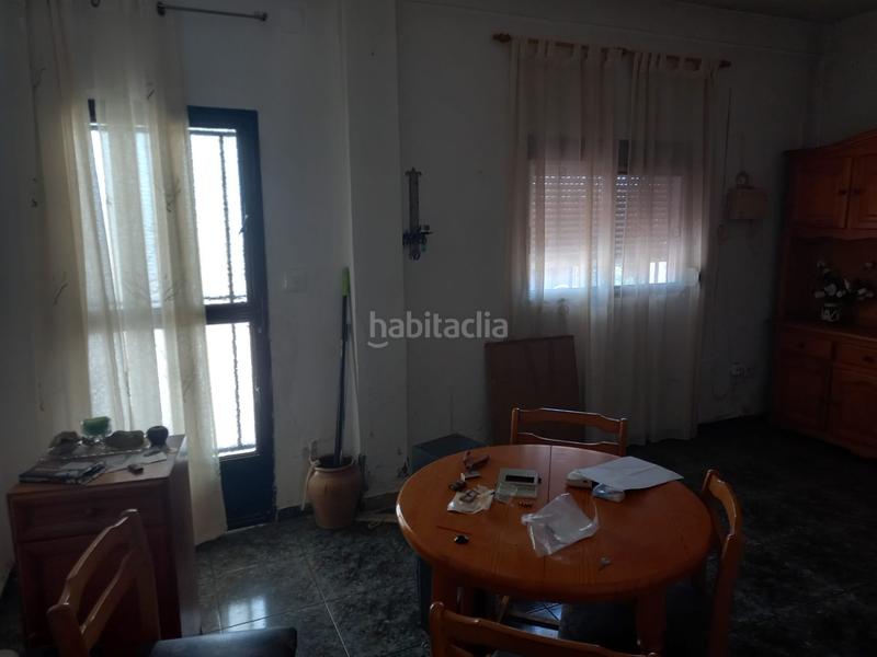 Foto 82b1d576-acb1-4f8e-bfcc-9463a14725cf. Chalet in carrer muntanya 18 in Montroy