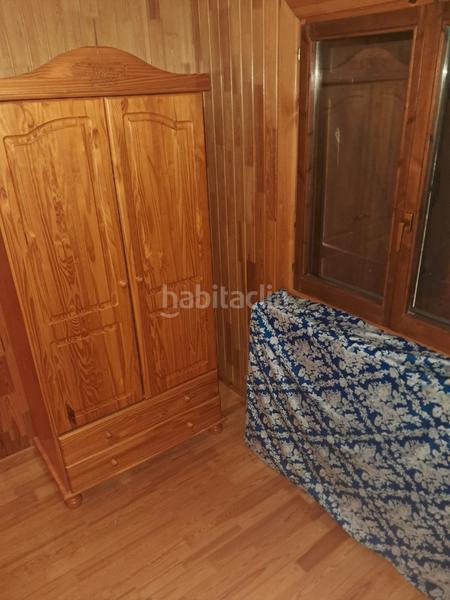 Foto 9c5df8f2-1d67-4ee0-aa99-15a97e1e1bdf. Chalet  urbano en venta en balcón en Montroy