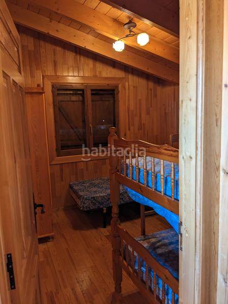 Foto db8ab709-3f3d-47d5-bada-0eeb6b54f7f7. Chalet  urbano en venta en balcón en Montroy