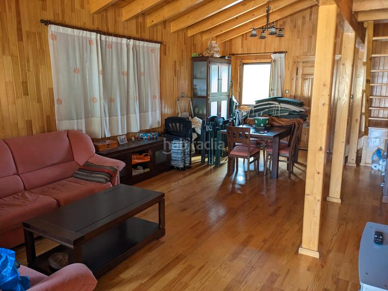 Foto f00207b4-4e88-4462-a59a-0db296a46fc4. Chalet  urbano en venta en balcón en Montroy