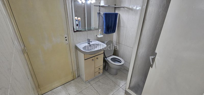 Foto 977d89e0-dd57-4340-912e-de93a47f76c1. Local comercial a carrer d'entença 35 a Sant Antoni Barcelona