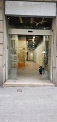 Location Local commercial à Carrer d'entença 35. Amplio local en calle entenza con sepulveda