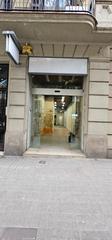 Location Local commercial à Carrer d'entença 35. Amplio local en calle entenza