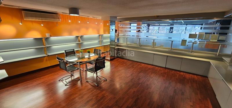 Foto 7503621a-f45d-44b7-a12a-ad39fbc3c019. Oficina a carrer de calàbria 171 a La Nova Esquerra de l´Eixample Barcelona