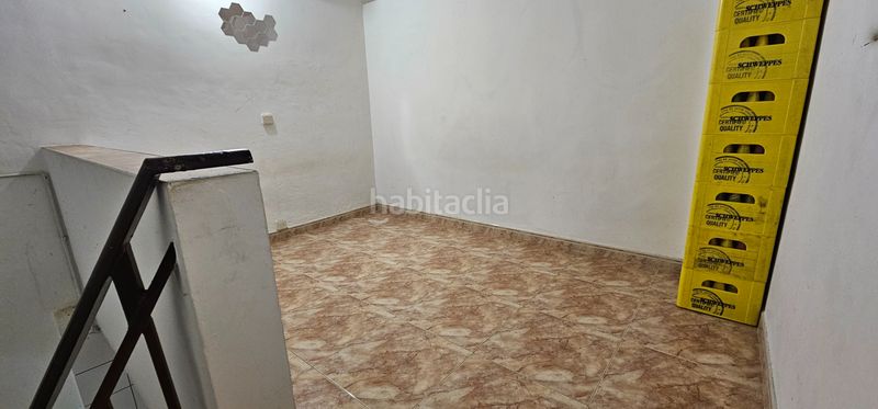 Foto 1a9a5d61-93aa-470a-84f2-5d059c527304. Local comercial bonito local con licencia c1 en Sant Antoni Barcelona