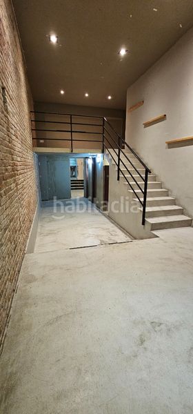 Foto 7a926aed-8a34-48b9-abd6-720246bb91a3. Local comercial bonito local con licencia c1 en Sant Antoni Barcelona