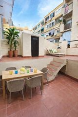 Appartamento  Carrer de radas. Piso en finca regia reformado con terraza en el coraz�n de poble