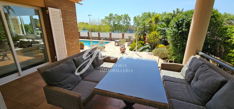 Foto 4c878a92-aa8f-4975-8855-49f42760b7b2. Chalet avec cheminée chauffage parking piscine dans Vendrell (El)