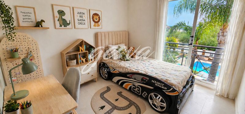 Foto 7ac76ba0-1b0e-49a8-b12e-f40ca318a85b. Chalet avec cheminée chauffage parking piscine dans Vendrell (El)