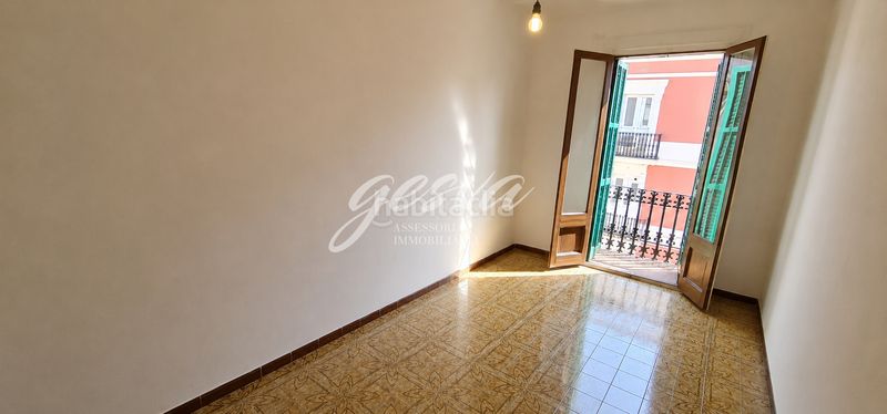 Foto 61a742ed-3733-4420-801e-e47b0eff70fa. Pis a El Camp de l´Arpa del Clot Barcelona