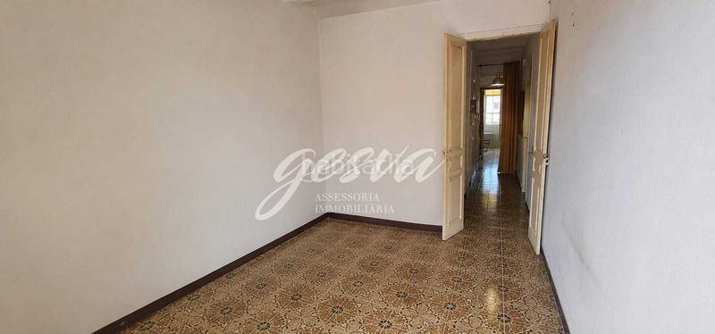 Foto 6819f3b1-d641-4240-a62e-a450c3d94623. Pis a El Camp de l´Arpa del Clot Barcelona