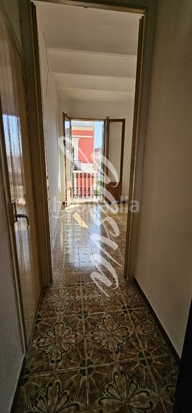 Foto a2112d44-aa88-4279-b098-b259e7044d19. Pis a El Camp de l´Arpa del Clot Barcelona