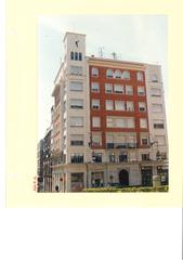 Lloguer Local Comercial a Plaça general prim 9. Local centro de 723m²