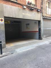 Location Parking voiture à Carrer del vent 31. Alquiler plaza coche