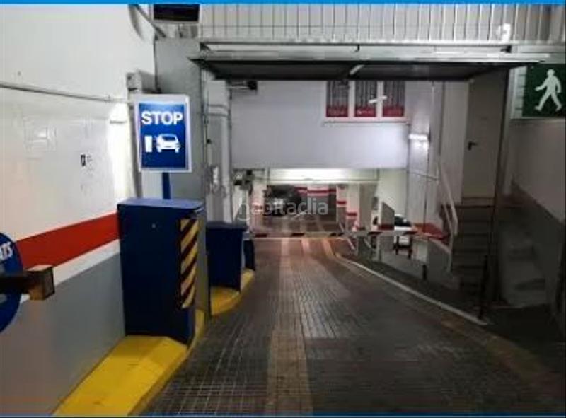 Foto eb7a9b68-59e2-4ad2-a7b0-72668424cc31. Rent car parking in carrer de sepúlveda 84 in Sant Antoni Barcelona