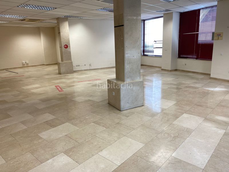 Foto 0215317c-a873-4b83-a4fe-3c3967ff2ed7. Location local commercial dans plaça general prim 5 dans Tarragona