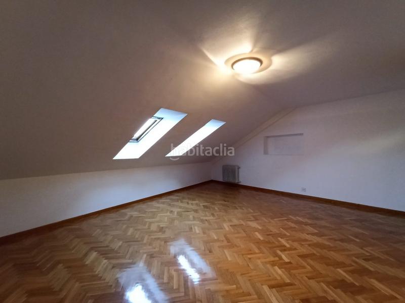 Foto 20a38817-12d9-4c14-bfbb-fa704ed4bf1d. Duplex con riscaldamento in Zona Alta Ponferrada