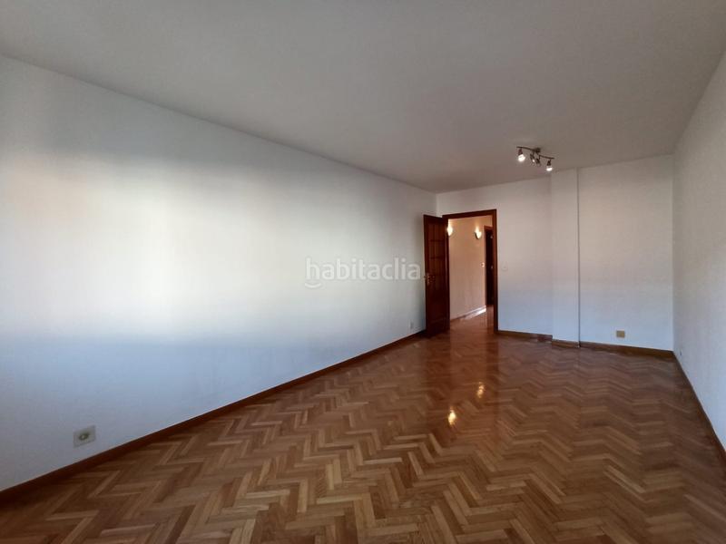 Foto 35d78e71-3ba7-4855-943d-21dfbc7ba6ef. Duplex con riscaldamento in Zona Alta Ponferrada