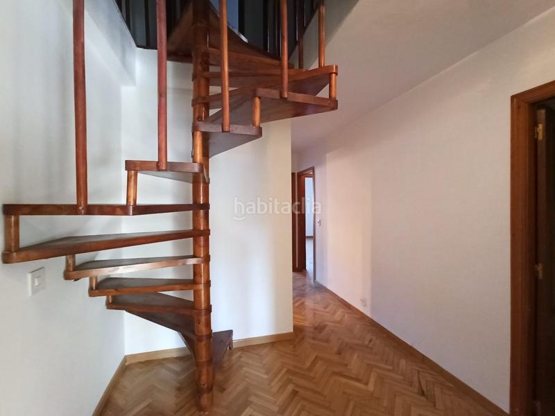 Foto 45d5e1f1-8306-485a-9ad1-cc3ff36d2703. Duplex con riscaldamento in Zona Alta Ponferrada