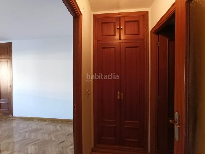 Foto b7485193-44fd-4ef7-8a7b-96d2e6aa4408. Duplex con riscaldamento in Zona Alta Ponferrada