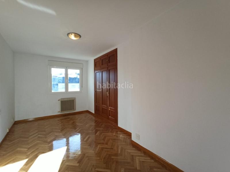 Foto c18413b2-efcb-4e11-80b6-bd3ffa64b497. Duplex con riscaldamento in Zona Alta Ponferrada