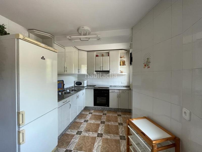 Foto f3d1e5dd-b485-412f-84f3-2a26cd4b10cc. Casa con riscaldamento in Área Rural Sur Ponferrada