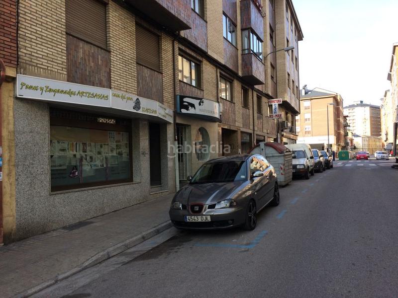 Foto 64ac8f92-01cc-487e-b2bc-19160316d4da. Rent business premise in Zona Alta Ponferrada