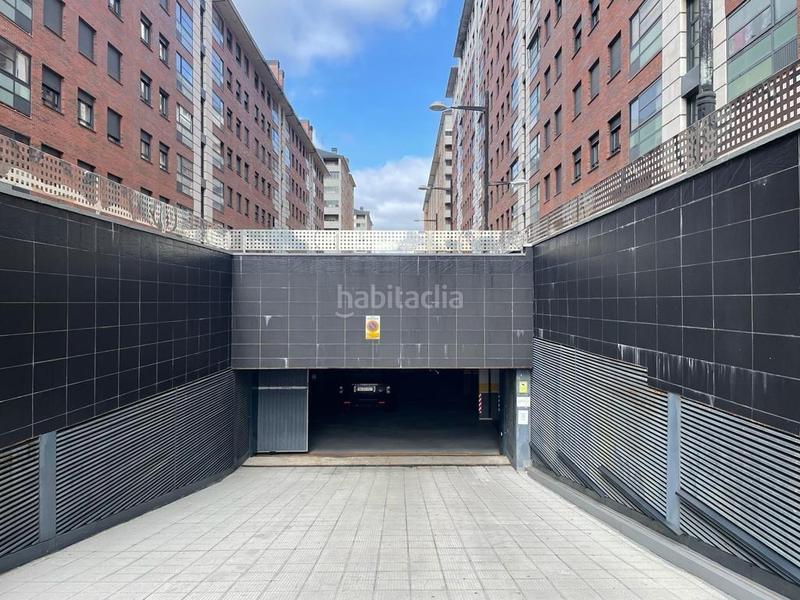 Foto 0a2b703d-1b5b-4357-8c84-52aabb374a75. Aparcament cotxe a Centro Ponferrada