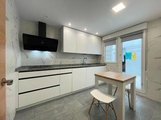 Location Appartement  Calle almendros,6. Se alquila apartamento zona alta