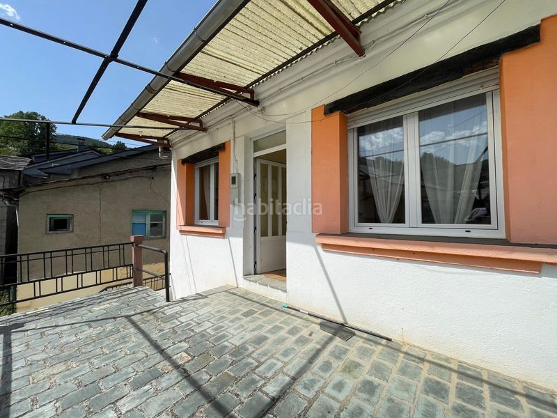 Foto 167d8833-287d-4fc3-b8b7-99885073d043. Casa con riscaldamento in Corullón