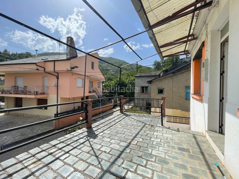 Foto 92b47abd-52d9-4f04-8f09-173265116bd4. Casa con riscaldamento in Corullón