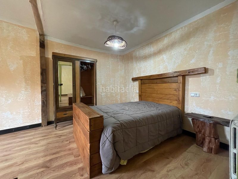 Foto c1eb037f-da86-468b-b8b4-7d8472f5f25c. Casa con riscaldamento in Corullón