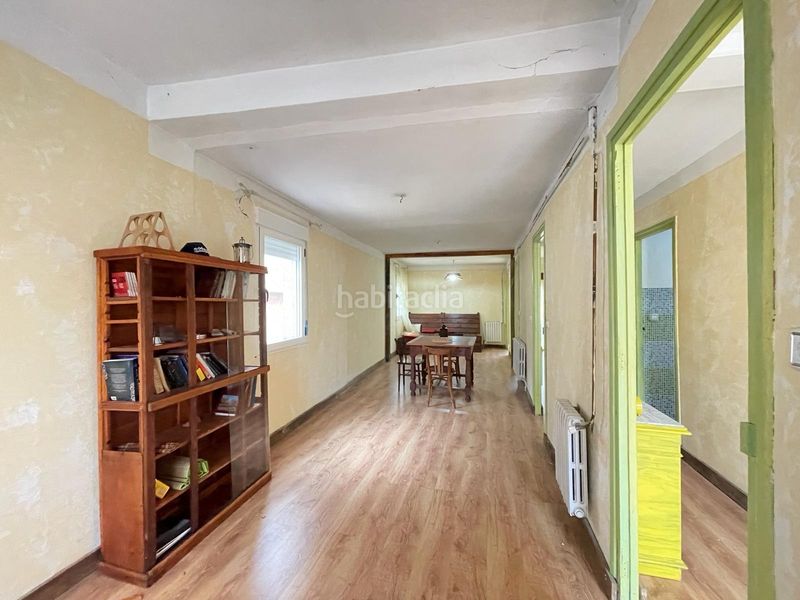 Foto ef1441b8-938f-4bb7-93f4-b79096c88dde. Casa con riscaldamento in Corullón