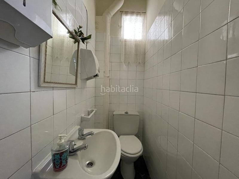 Foto b191089c-7922-4eea-bfd6-1ae474d7dcc6. Lloguer local comercial a Zona Alta Ponferrada