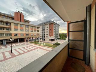 Appartement  Calle rosalia de castro. Se vende apartamento