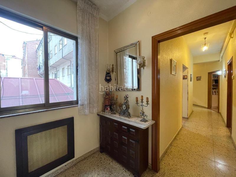 Foto 3c9f9304-15cf-43b2-a509-0616f858e244. Flat with heating in Centro Ponferrada