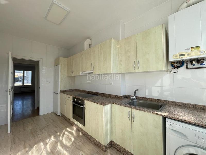 Foto b3f777fa-4fc0-4ab7-b95b-f186050cc47f. Affitto appartamento con riscaldamento in Zona Alta Ponferrada