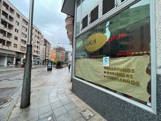 Locale commerciale in Calle del Lago de la Baña