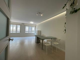 Lloguer Pis  San valerio 5. Se alquila piso con terraza, amplio y luminoso en zona alta