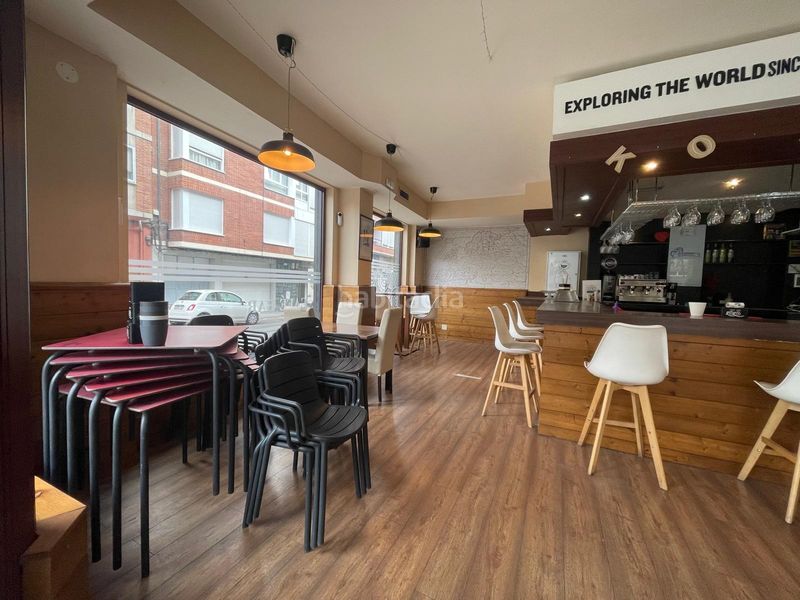 Foto 4eff24f9-7a6c-420f-b234-31d1f3f500fe. Local comercial a Zona Alta Ponferrada
