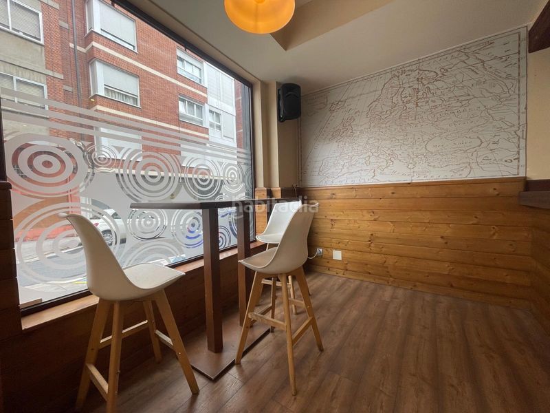 Foto e18c0f5d-9b67-4630-b9af-bbaa823c1903. Local comercial a Zona Alta Ponferrada