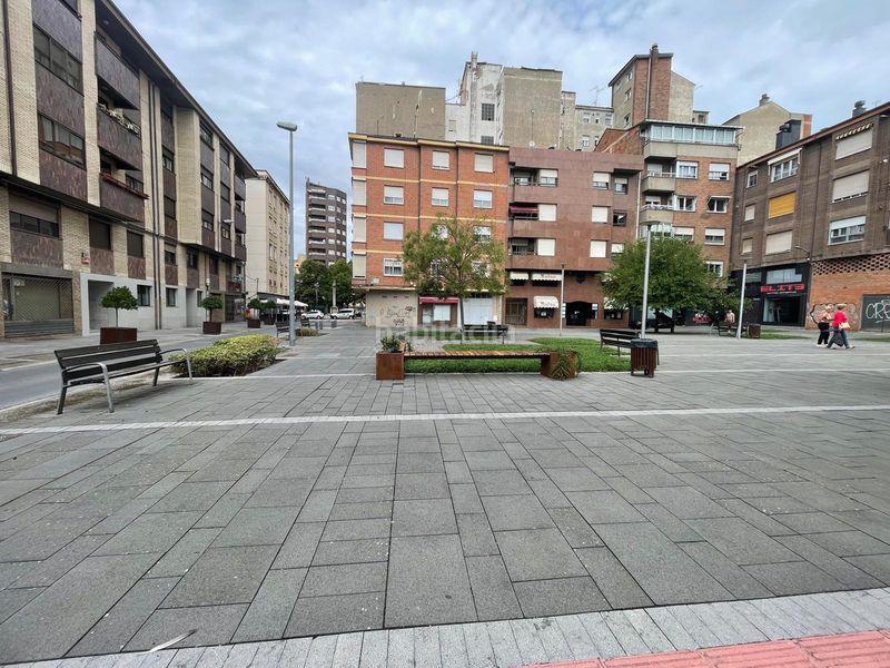 Foto f8d62b41-f896-4810-81bc-9fe5116b22b8. Local comercial a Zona Alta Ponferrada