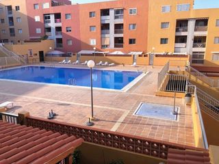 Rent Flat in Candelaria - Playa La Viuda. Se alquila piso en la rambla de los menceyes, candelaria