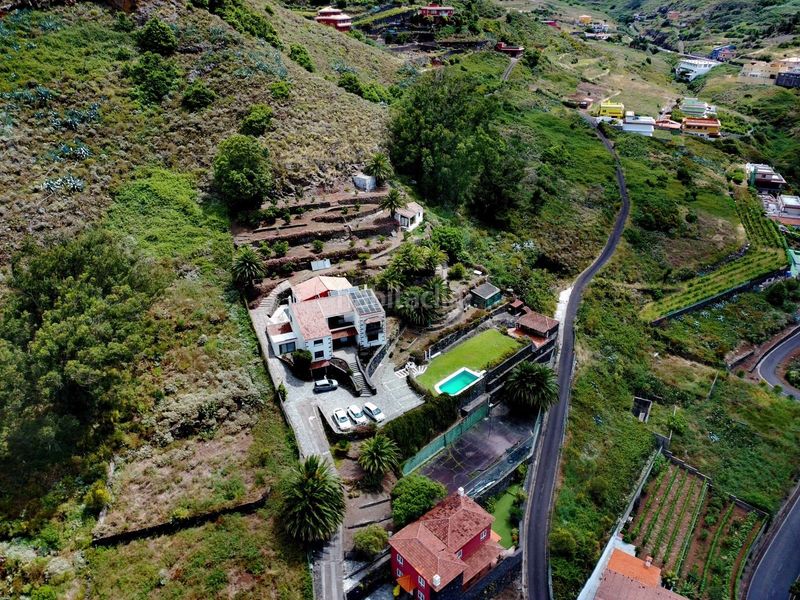 Foto 4bc52a2b-12b3-4d76-9785-93e8e7874137. Casa amb calefacció piscina a Tegueste