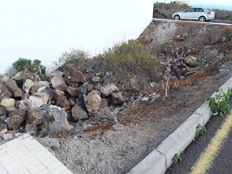 Foto 50c75f01-af6c-4d76-84d2-4cfca3479453. Terreny residencial a Buzanada Arona