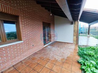 Maison jumelée à Valdefresno