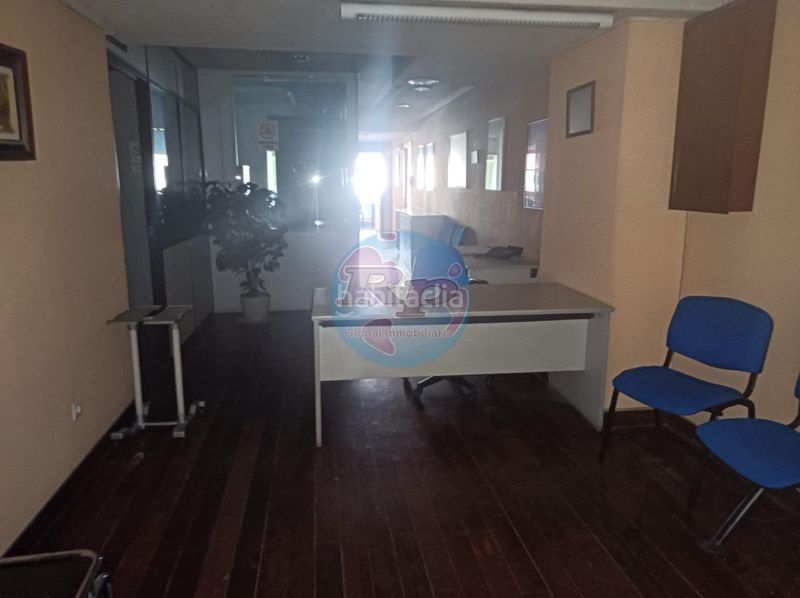 Foto 4f7e52d0-2a7a-4cdd-a0e5-806edd5a4d7d. Büro mit heizung in Centro Ciudad León