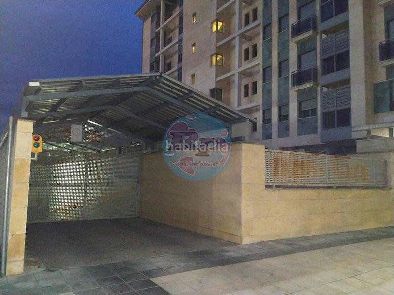 Foto e078053c-5002-484f-8478-23f856a6c652. Autoparkplatz in La Lastra León