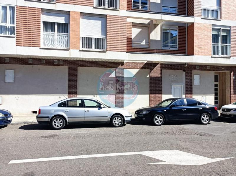 Foto f8291a3c-cce2-4d95-9918-b0a5e812f2ec. Geschäftsraum in Crucero León