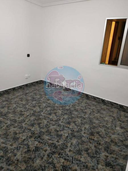 Foto a5d27783-f781-4f51-a931-7f2067496169. Masía en Pola de Gordón (La)